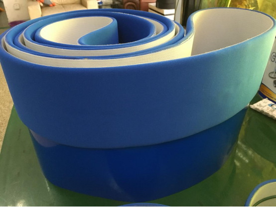 2.0兰PVC表面加包圆弧边兰布海绵