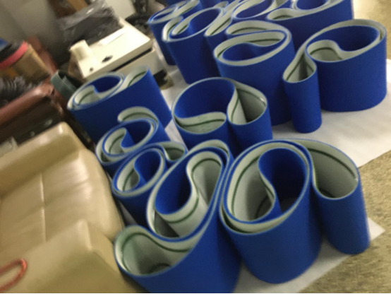 输送带加包边兰色布海绵并加导条