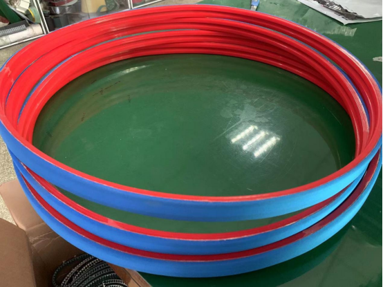 Pu并联带加包布海绵